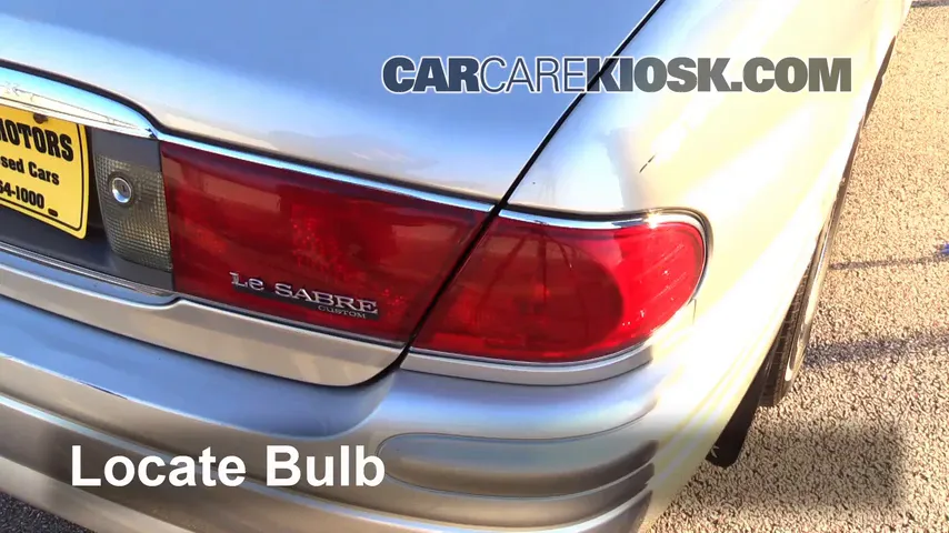 2004 Buick LeSabre Custom 3.8L V6 Luces Luz de giro trasera (reemplazar foco)